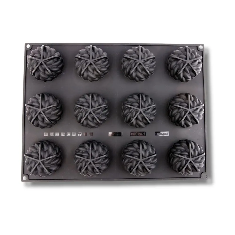 Форма за 12бр. сладки - цвете, силикон. Размер на сладка: 7,2х4см, капацитет - 100мл.