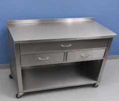 Three-tier_stainless_steel_anesthesiology_trolley._1