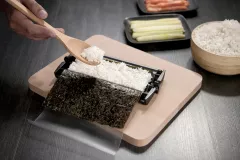 Sushi roll wrapping maker_5