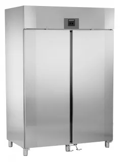 Reach-In_refrigerators_with_top_compressor._Capacity_-_1056l,_GN_2/1_0