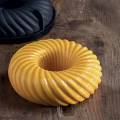 Форма за торта - циклон, силикон. Размер: 18х5,7см, капацитет - 1036мл._2