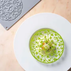 Шaблон за декорация на ястия - градина, силикон. Размер: 14х2см._2